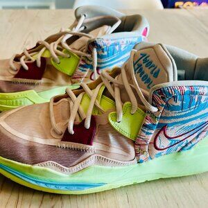 Nike Kyrie Infinity '1 World 1 People' Basketball Shoe US Men Size 10.5